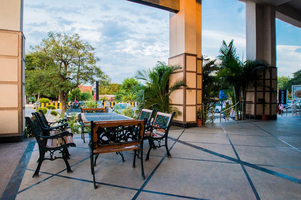 Hotel Pr Residency Αμριτσάρ Εξωτερικό φωτογραφία